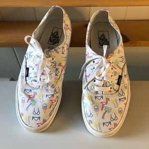 * VANS Beach Print on White Canvas Women’s size 10 Sneakers Men’s size 8.5US